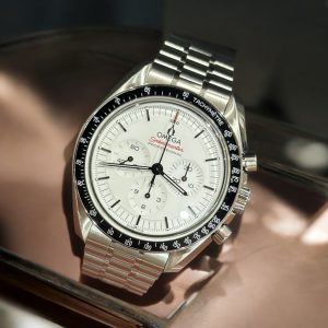 Omega Speedmaster Moonwatch White