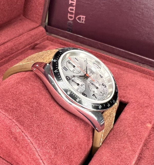Tudor Prince Date 79260 – Image 2
