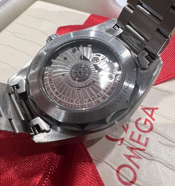 Omega Seamaster Aqua Terra Co-axial Master Chronometer – Image 7